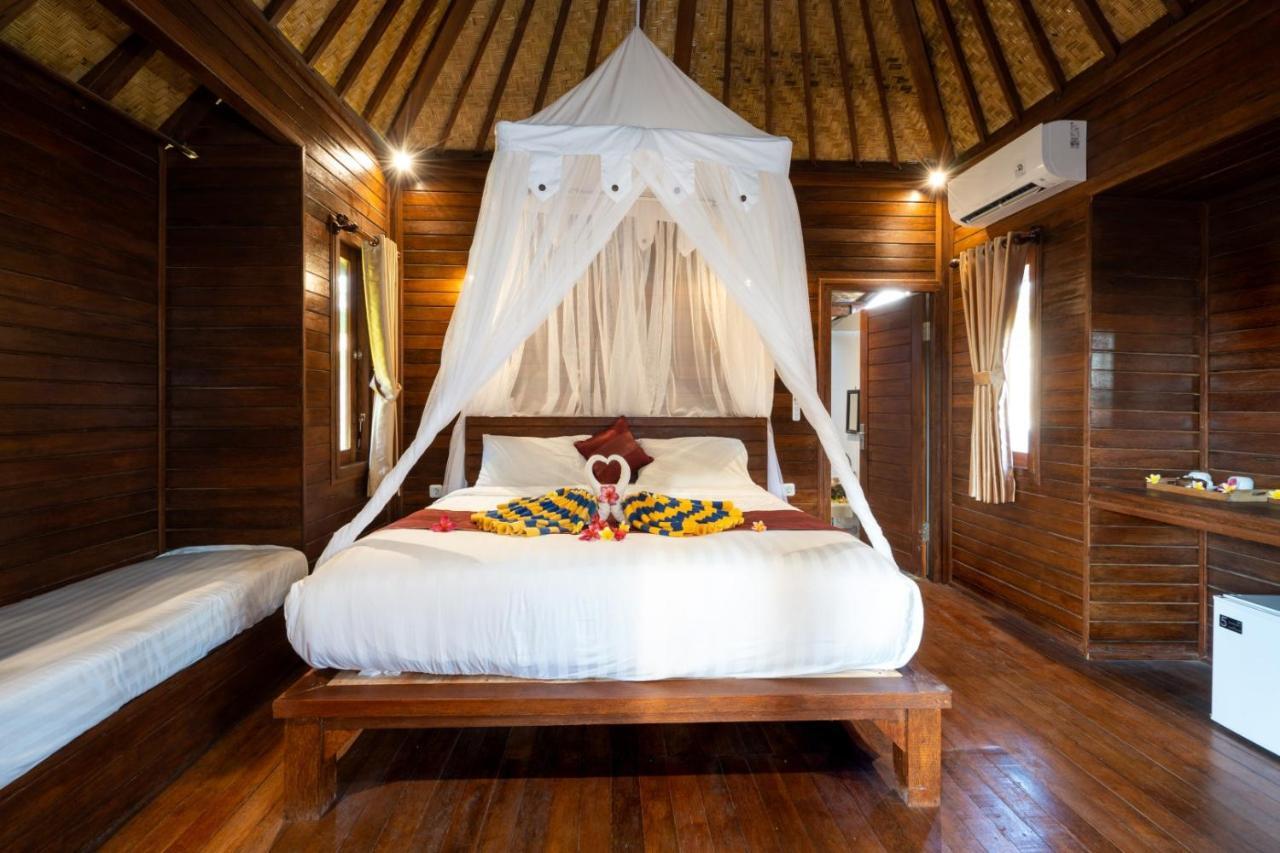 Hotel Karang Mas Lembongan Exterior foto